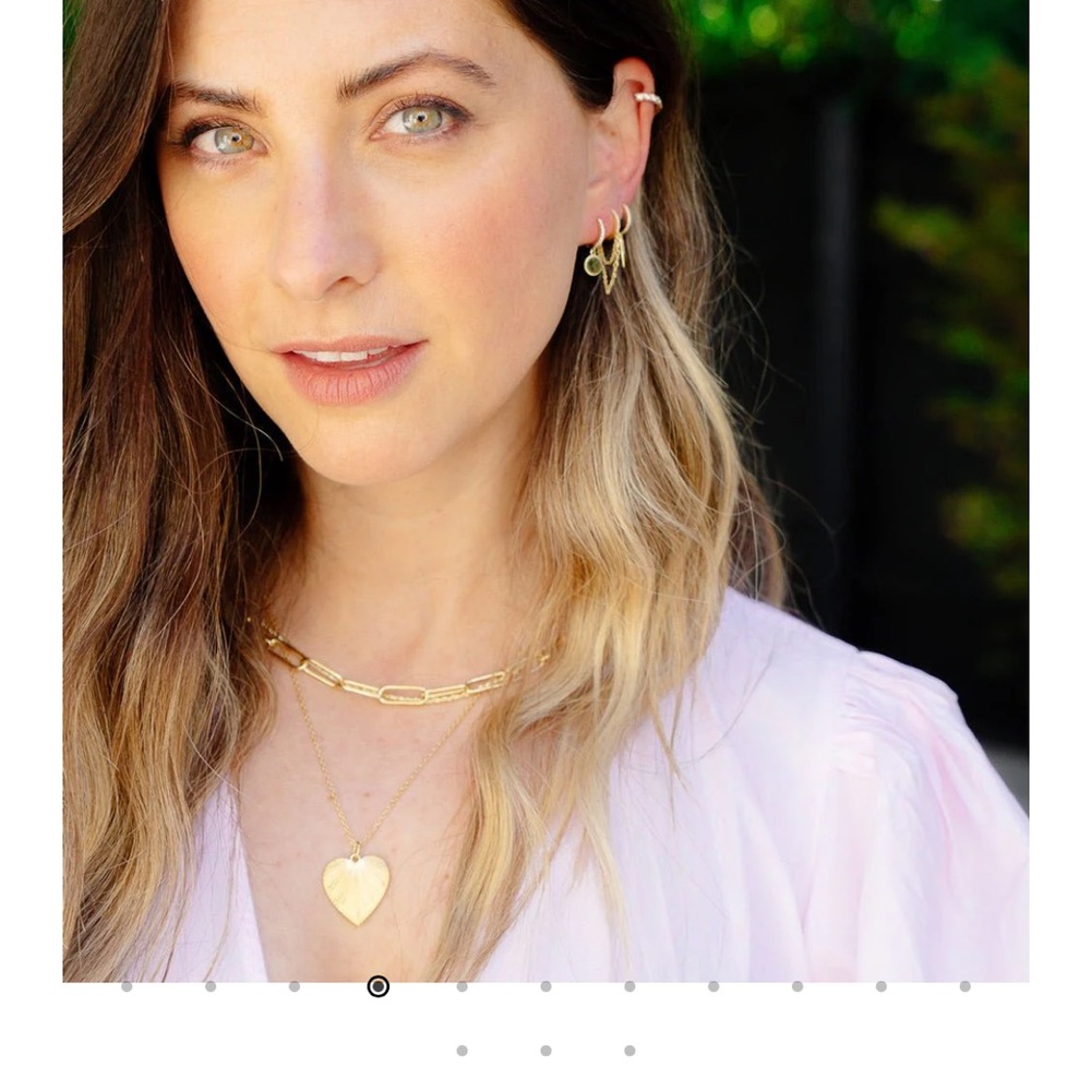 Cupcakes and Cashmere Helen Heart Necklace - Brand New